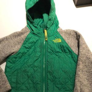 North Face 4T jacket